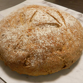 3種類の穀物を使用した伝統的なフランスパン